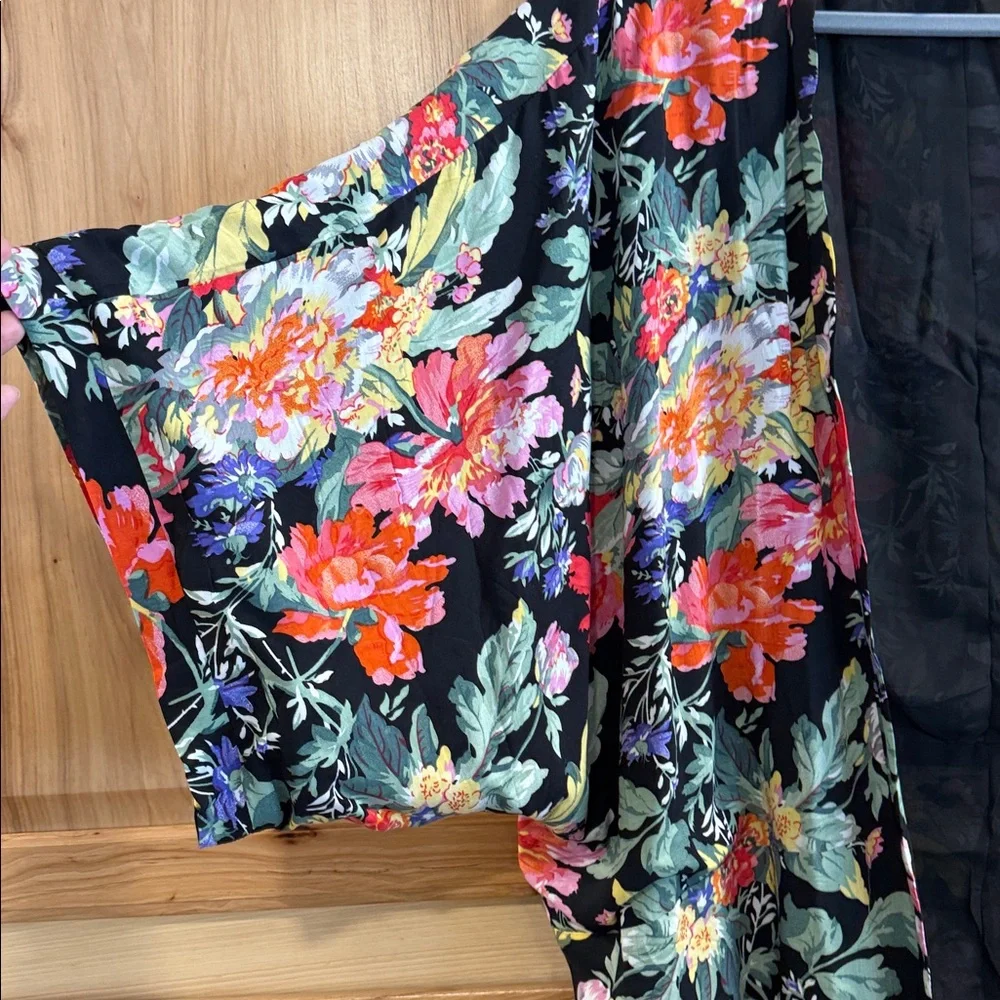 Simply Irresistible Black Colorful Floral Elbow Sleeve Boho Kimono Blazer Sz XL